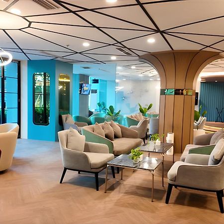 Emerald Garden International Hotel Medan Esterno foto