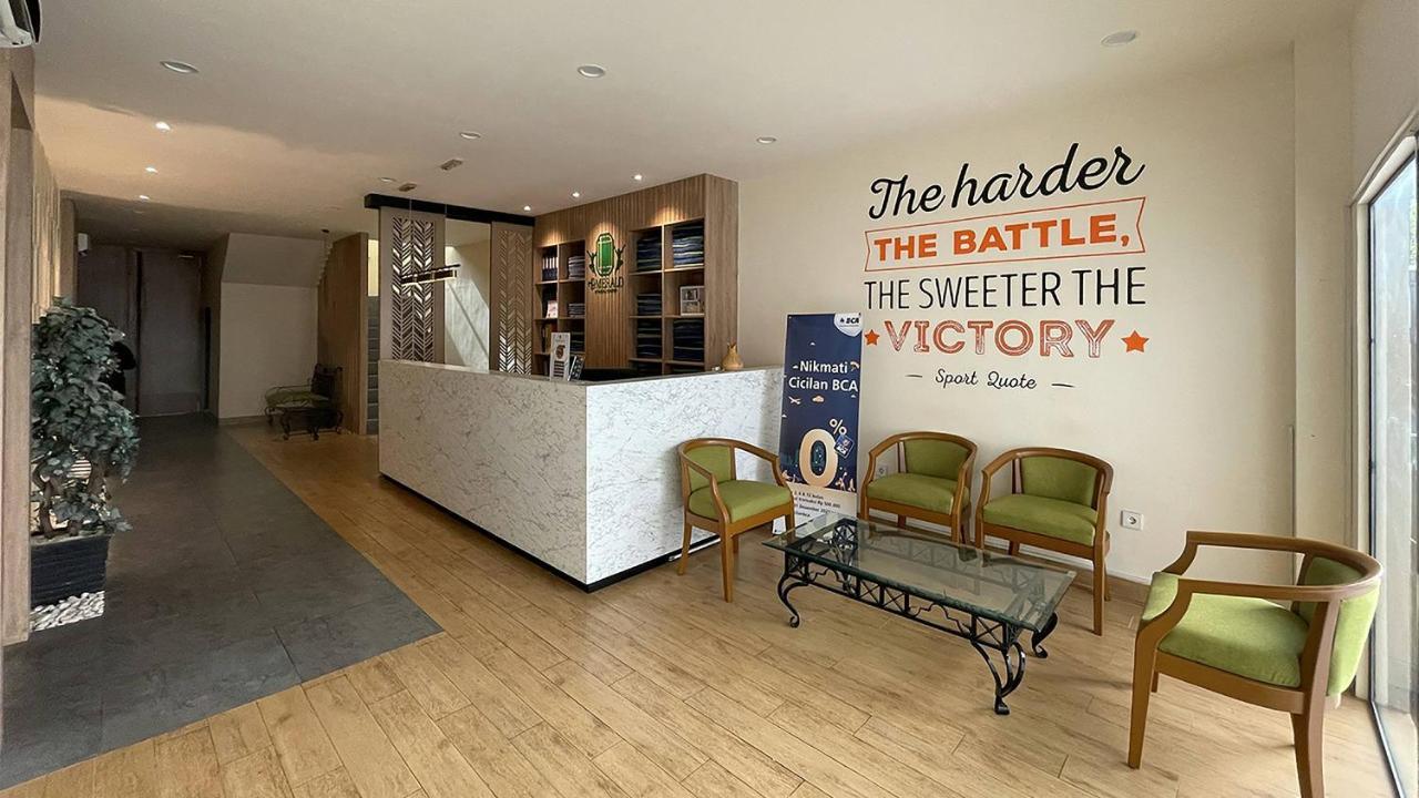 Emerald Garden International Hotel Medan Esterno foto