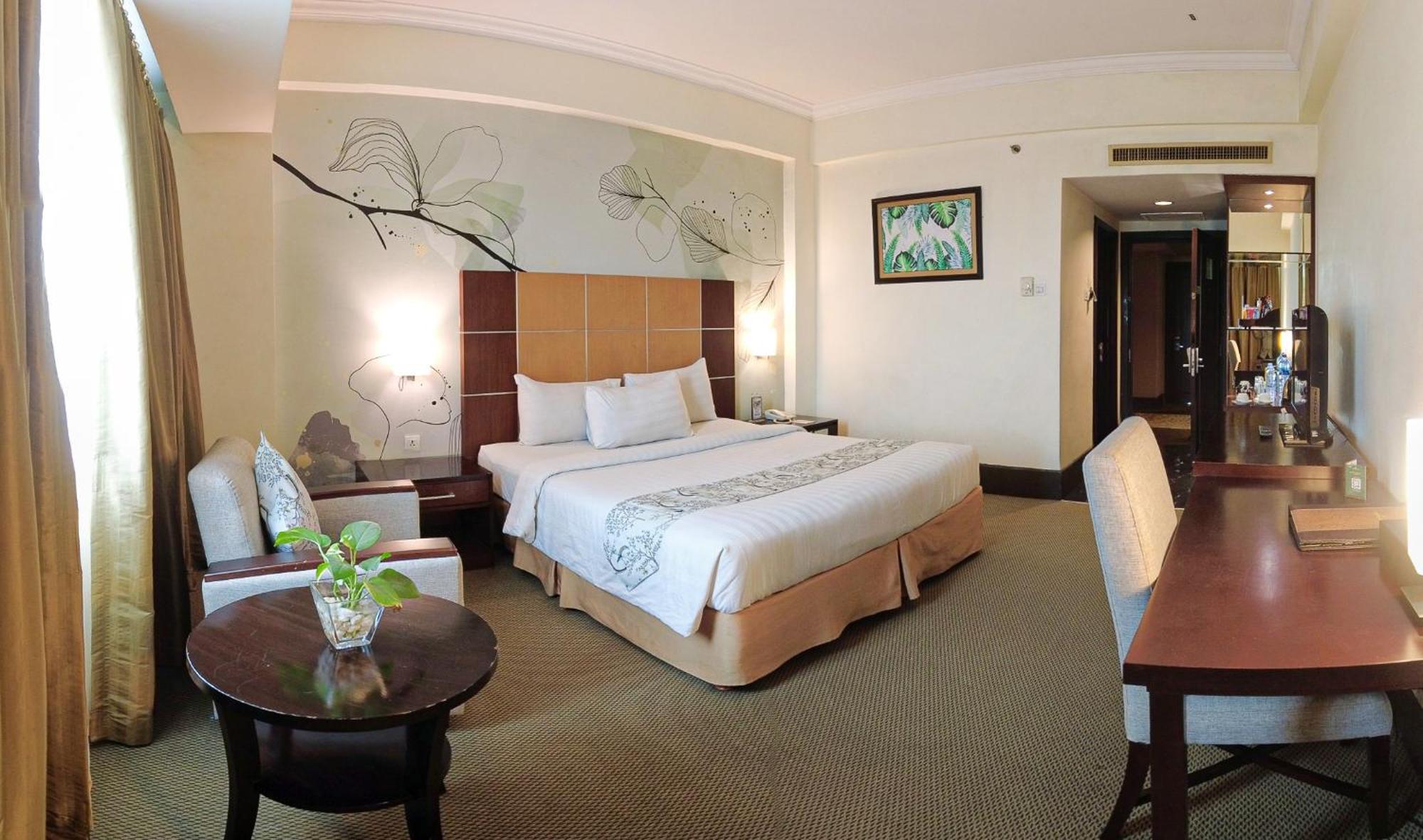 Emerald Garden International Hotel Medan Esterno foto