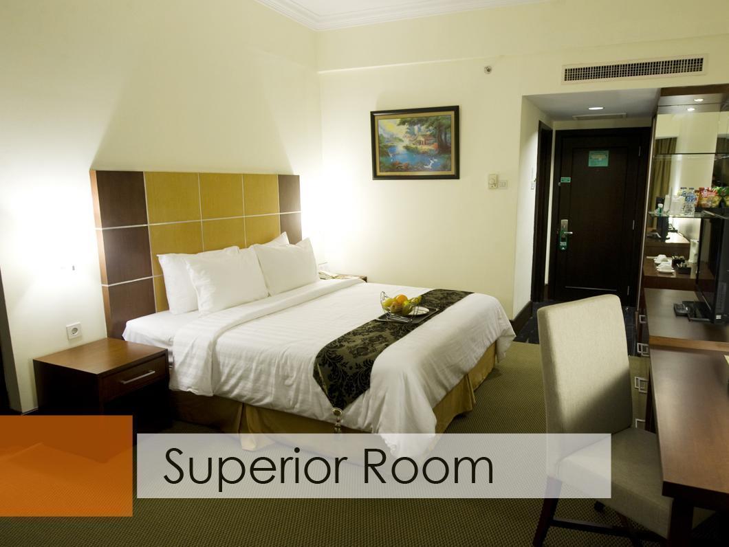 Emerald Garden International Hotel Medan Esterno foto